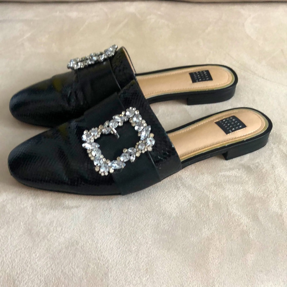 White House | Black Market Slides